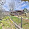 Отель Cozy Maggie Valley Cabin, 1 Mi to Tube World!, фото 13