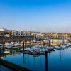 Отель Rethink Living - Luxury Brighton Marina, фото 20