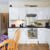Отель Spacious 1BR Garden Flat in Brixton, фото 12