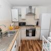 Отель Stunning & Classy 2bed House, Poole, Parking, фото 6
