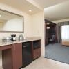 Отель Hampton Inn & Suites Indianapolis-Airport, фото 27