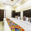 Отель Collection O 4731 Hotel Surya Continental, фото 16