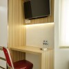 Отель RedDoorz Apartment @ Aeropolis Tangerang, фото 4