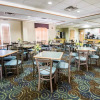 Отель Comfort Suites Downtown, фото 33