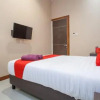 Отель RedDoorz @ Raya Sulfat, фото 22