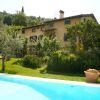 Отель Private Villa with AC, private pool, WIFI, TV, terrace, pets allowed, parking, close to Arezzo, фото 1