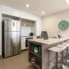 Отель Newstead City Skyline 1Bed Apt And Park Qne008, фото 14
