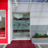 Отель RedDoorz Plus near Ciputra Mall Simpang Lima, фото 5