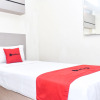 Отель Reddoorz Plus near Makassar Town Square, фото 7