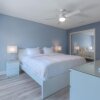 Отель Oceanview 4 Balconies! Opulent Blue #6 Sleeps 8 в Джексонвилл-Биче