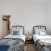 Отель Bright 2 bedroom in Southsea. 8 min walk to seafront, фото 7