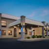 Отель Days Inn & Suites by Wyndham Merrillville в Мерриллвилле