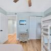 Отель Boardwalk Condos by Hosteeva, фото 13