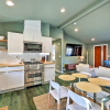 Отель Modern Bentonville Home: Mountain Biker's Paradise, фото 12