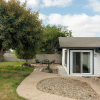 Отель Peaceful 4br With Fire Pit and Huge Yard, фото 19