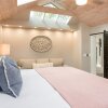 Отель New Listing! All-suite Sea Pines Stunner W/ Pool 3 Bedroom Home, фото 27