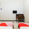 Отель Dewi Fortuna Guest House by OYO Rooms, фото 6