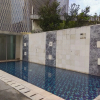 Отель Fully Furnished 1BR with Working Room at The Empyreal Apartment, фото 13