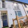 Отель Two Tides Cottage, Looe, фото 1