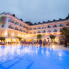 Отель L'Oceanica Beach Resort Hotel - All Inclusive в Чамьюва