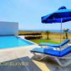 Отель Blue - Beach Front Spectacular Villa Sleeps 10, фото 14