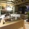 Отель Coconut Palms Resort в Порт-Виле