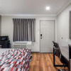 Отель Econo Lodge, фото 6