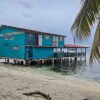 Отель Private Ocean-Front Cabin with private bathroom on San Blas Island, фото 14