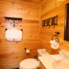 Отель Amazing Grace - Two Bedroom Cabin, фото 8