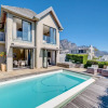 Отель Family Villa in the Heart of Camps Bay Bayon House, фото 24