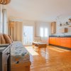 Отель Cozy 1br Apt Recently Renovated in City Centre, фото 5