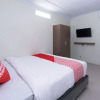 Отель OYO 2444 Sera House, фото 6