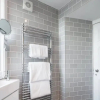 Отель JOIVY Re-Imagined Flat in Georgian Architecture Townhouse, фото 17
