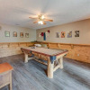 Отель Running Bear, 2 Bedrooms, Sleeps 8, Hot Tub, Gas Fireplace, Pool Table, фото 8