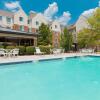 Отель Staybridge Suites Allentown Bethlehem Airport, an IHG Hotel, фото 9