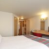 Отель Travelodge Stafford M6 в Стоуне