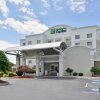 Отель Holiday Inn Express Hotel & Suites Mooresville - Lake Norman, an IHG Hotel в Мурсвилле