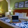 Отель Sleep Inn And Suites Pearland - Houston South, фото 28