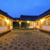 Отель Gyeongju Hanok Pen Town Guesthouse, фото 1