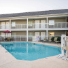 Отель Suburban Studios of Wilmington, фото 15