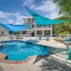 Отель Key West Paradise w/ Private Pool + Ocean View в Кау-Ки