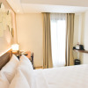 Отель Golden Tulip Essential Tangerang, фото 7