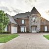 Отель Cordova Home w/ Pool Table, 17 Mi to Memphis Zoo!, фото 16