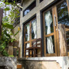 Отель Surfer Cave Bali Accomodation, фото 1