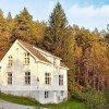 Отель 8 Person Holiday Home In Førde в Viksdalen