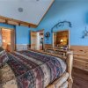 Отель Majestic Point Lodge 5 Bedroom Mountain View Home with Hot Tub, фото 6