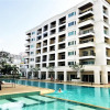 Отель Platinum Suites, Thepprasit Road - Large top Floor Studio, фото 7