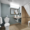 Отель Ramada by Wyndham Jacksonville I-95 by Butler Blvd, фото 9
