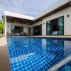 Отель Elegant Boutique Pool Villa  Two Bedrooms Villa, фото 1