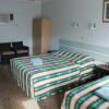 Отель Lake Forbes Motel, фото 2